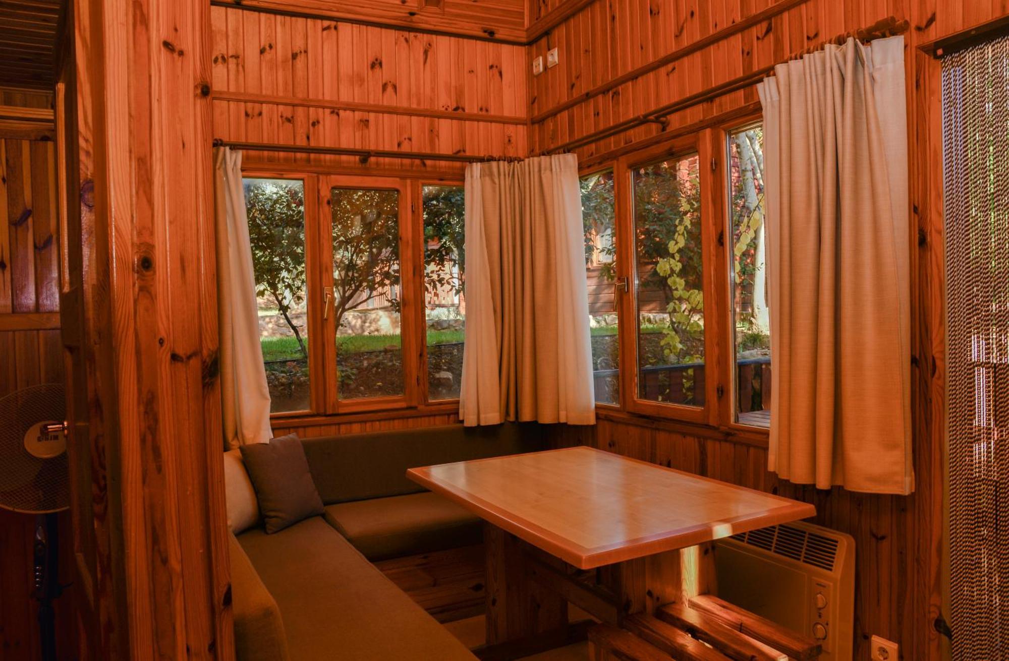 Camping Alquézar Exteriör bild